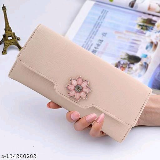 Girls hand wallet hotsell